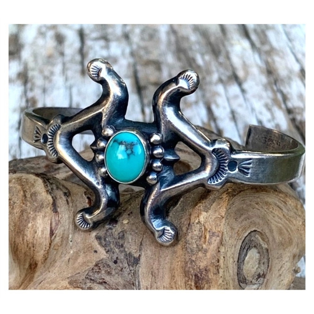 NAVAJO SANDCAST STERLING SILVER BRACELET- VERY UNIQUE STYLE